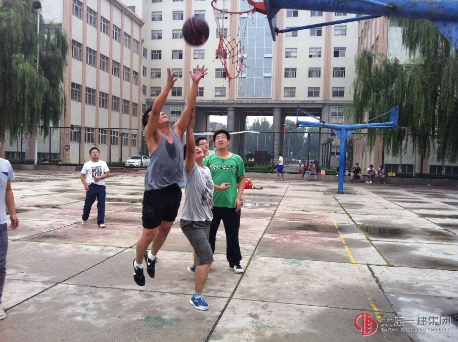 運(yùn)動(dòng)帶來(lái)快樂(lè)   領(lǐng)悟?yàn)槿颂幨? width=