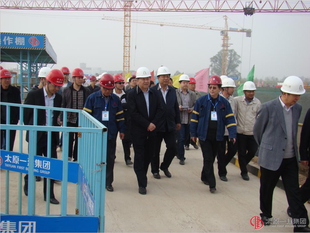 八分公司龍?zhí)镯椖坎靠煊? width=