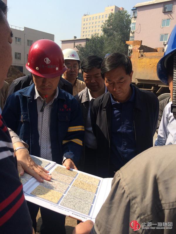 耿彥波市長調(diào)研二十七中學(xué)項(xiàng)目