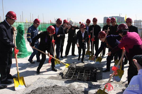 第四人民醫(yī)院結(jié)核病病防治樓順利封頂